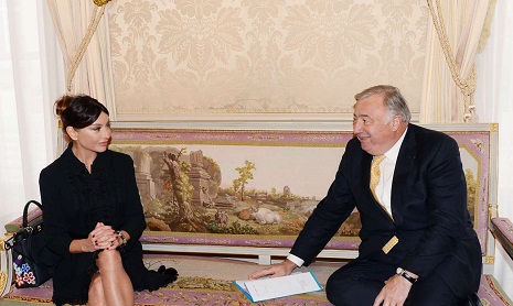 Azerbaijan`s First Lady Mehriban Aliyeva meets president of French Senate - PHOTOS